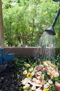 How To Build A Spring Compost Pile - 4 Secrets To Fast Compost!